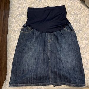 Liz Lange Maternity denim skirt, small